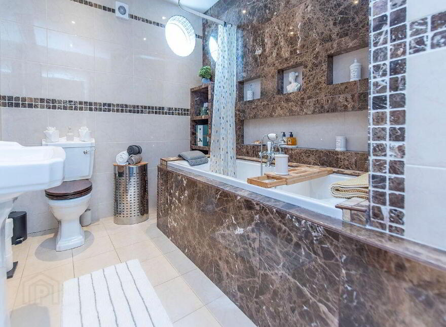 Rockwood, Claregalway, H91HY7A