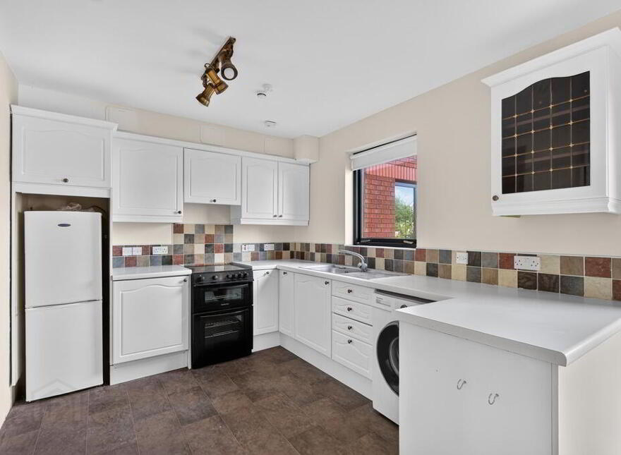 Apt 6, Malone Beeches, Belfast, BT9 6UB
