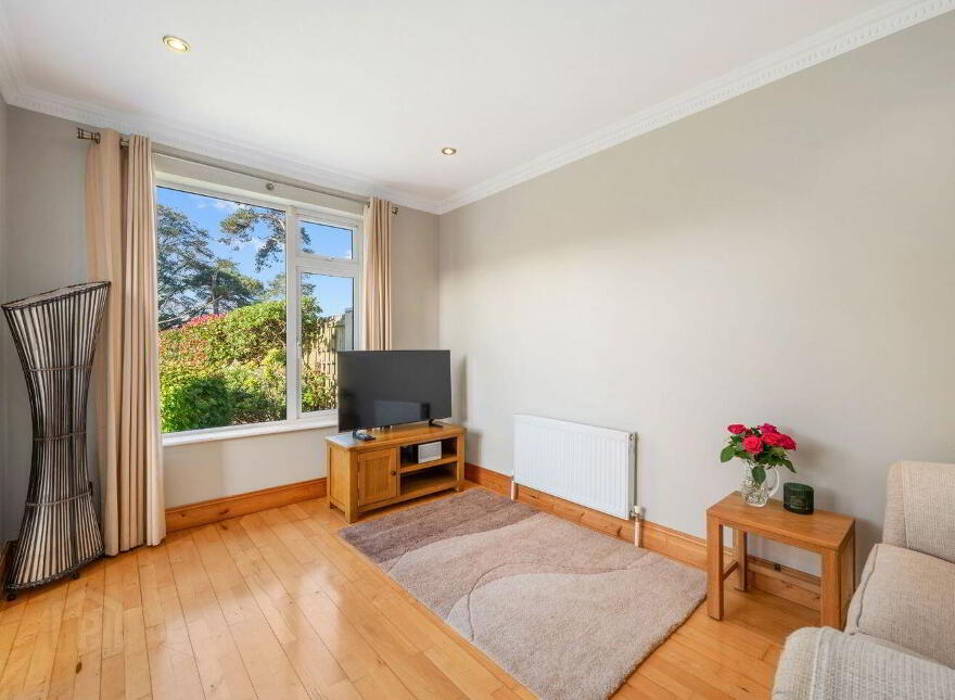 11 The Orchard, Woodville, Glanmire, T45HH21