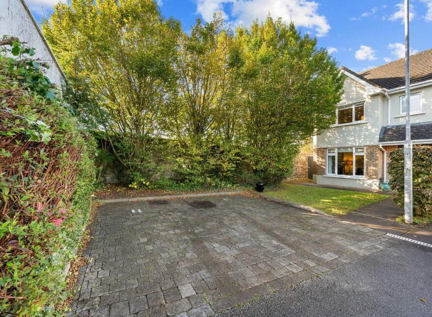 11 The Orchard, Woodville, Glanmire, T45HH21