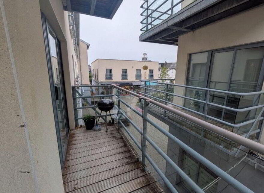 Apartment 7 Block B Coach Horse Lane, The Square, Midleton, P25P974