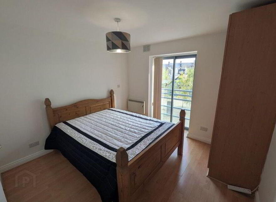 Apartment 7 Block B Coach Horse Lane, The Square, Midleton, P25P974