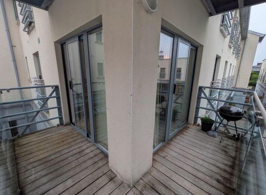Apartment 7 Block B Coach Horse Lane, The Square, Midleton, P25P974