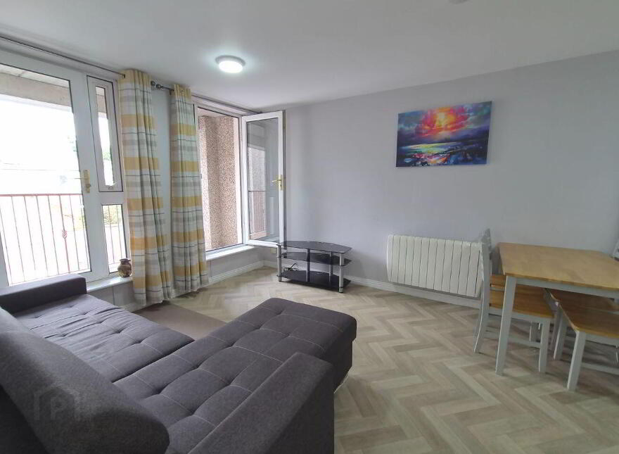 Apartment 10 The Moorings Millerd Street, Cork City Centre, T12PC91 photo