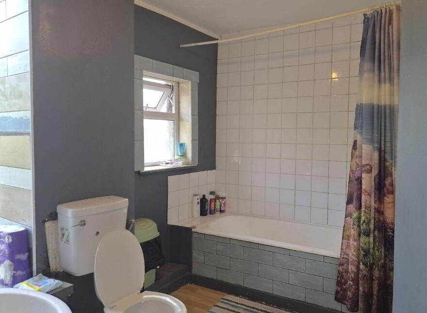 Apartment 1 12/13 North Main Street, Bandon, P72E685