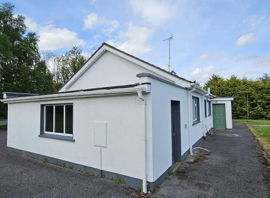 Dromore West, Cootehill, Rockcorry, H16EY77