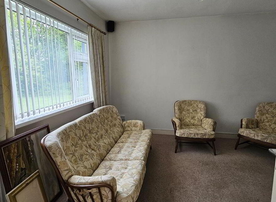Dromore West, Cootehill, Rockcorry, H16EY77