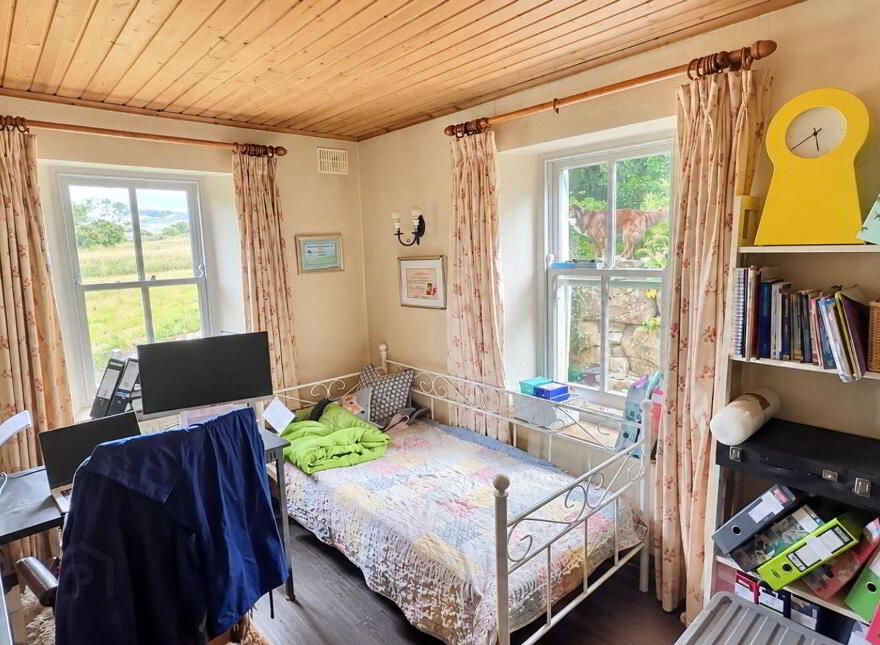 Caher, Ballinruan, Crusheen, V95R296