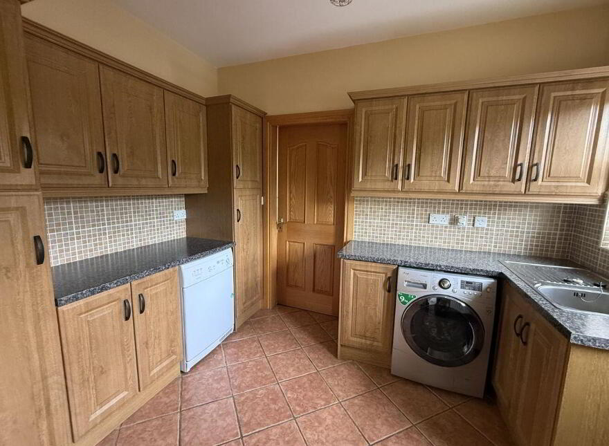 Carrickmacross, Carrickmacross, A81C564