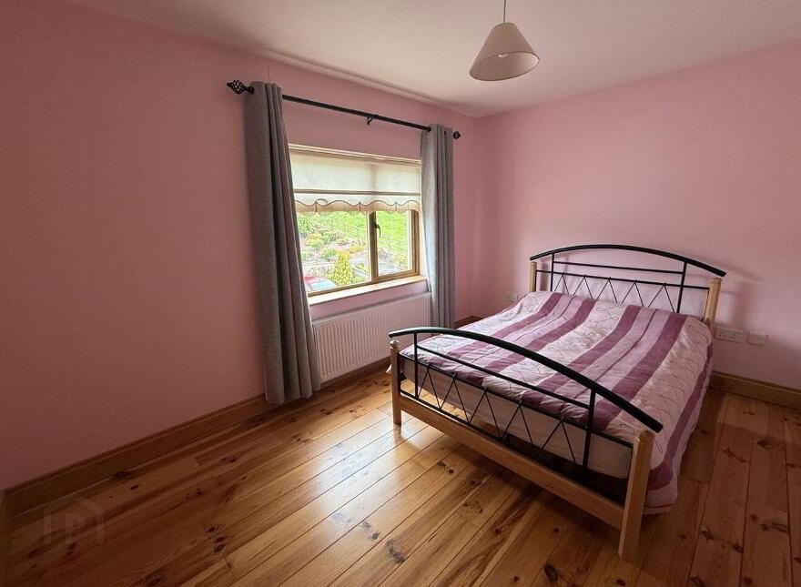 Carrickmacross, Carrickmacross, A81C564