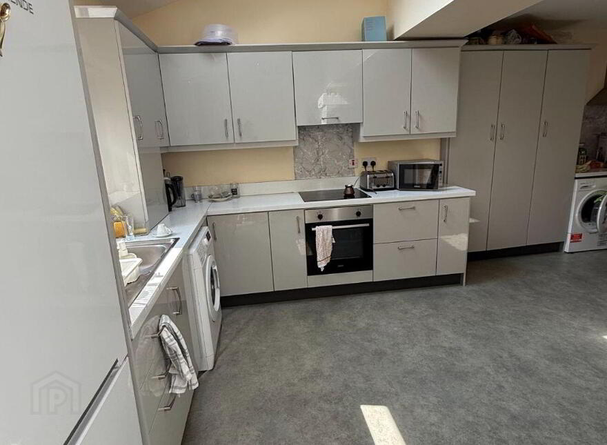 4 Farney Street, Carrickmacross, A81VW98