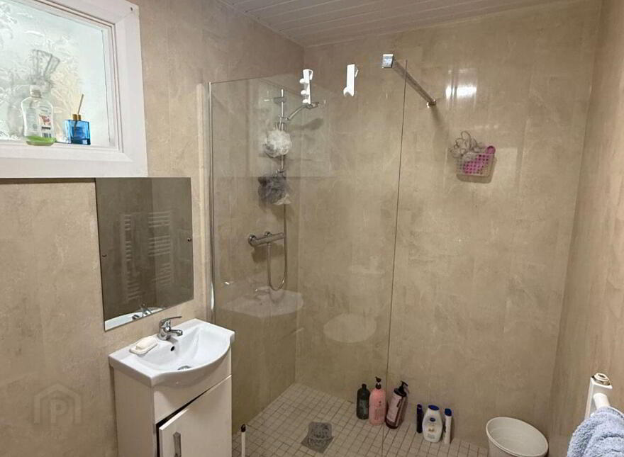 4 Farney Street, Carrickmacross, A81VW98