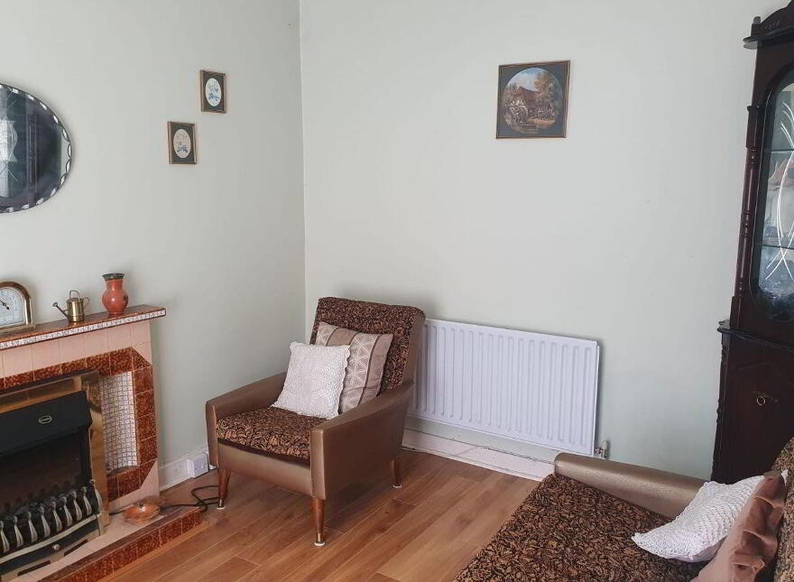 Chapel Street, Kiltimagh, F12P382