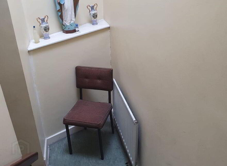Chapel Street, Kiltimagh, F12P382