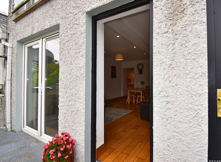 16b The Rock, Saint Mary's Road, Midleton, P25FK24