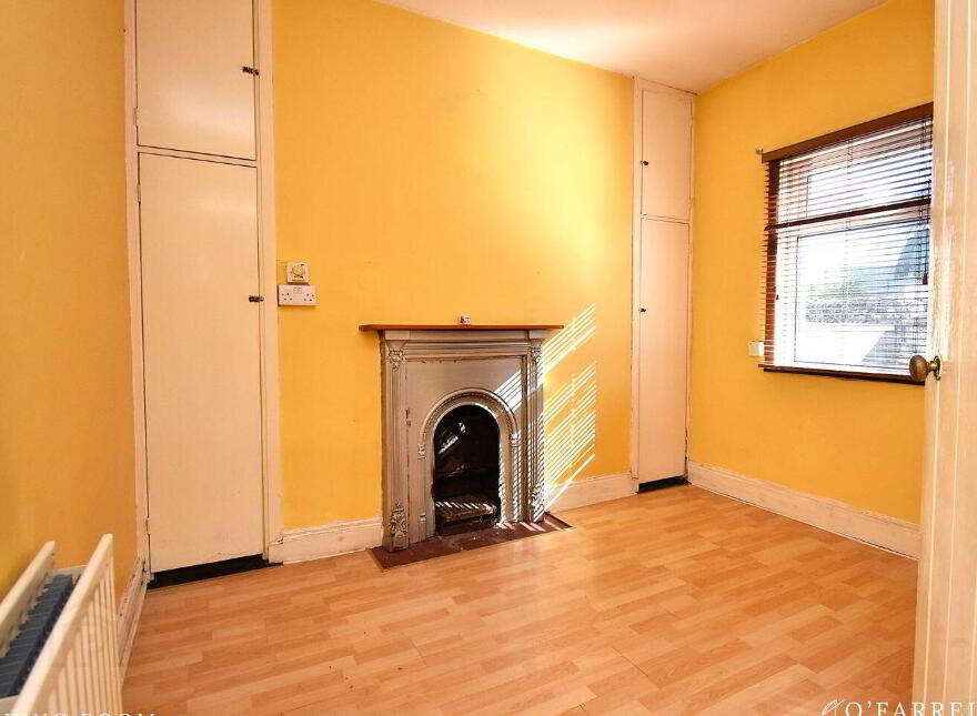 Mill Road, Midleton, P25KW35