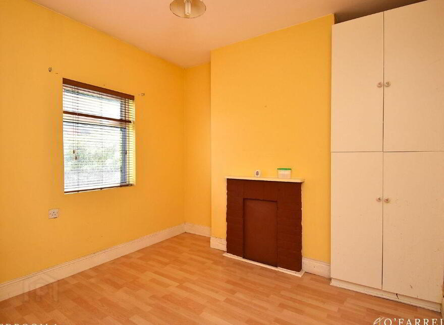Mill Road, Midleton, P25KW35