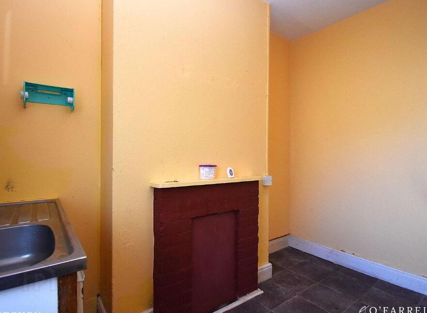 Mill Road, Midleton, P25KW35