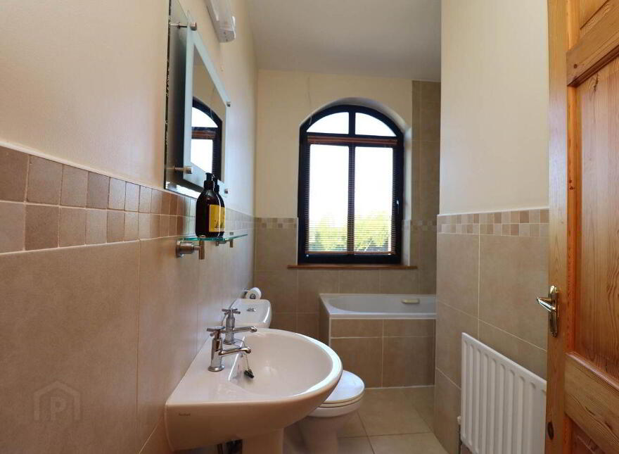 19 Ti Na Ri, Loughrea, H62DE68