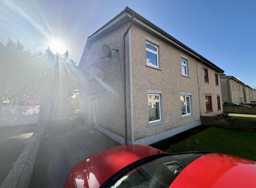 15 Cashel Park, Castlerea, F45H682