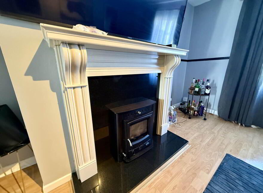 15 Cashel Park, Castlerea, F45H682