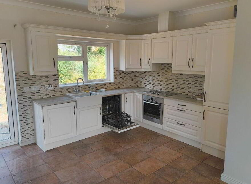 5 Glenview, Gorey Road, Carnew, Y14WP28
