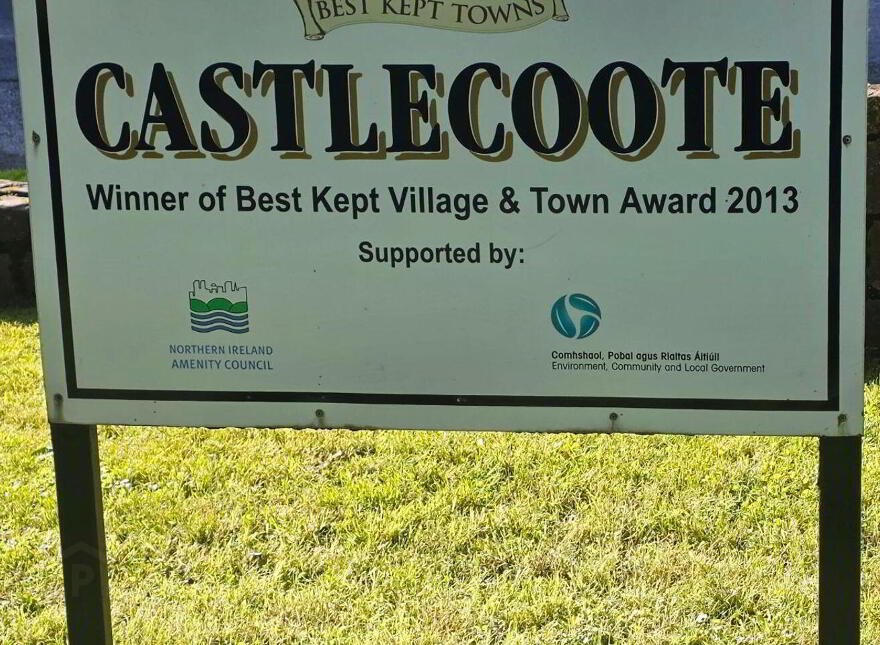 New Road, Castlecoote, F42Y407