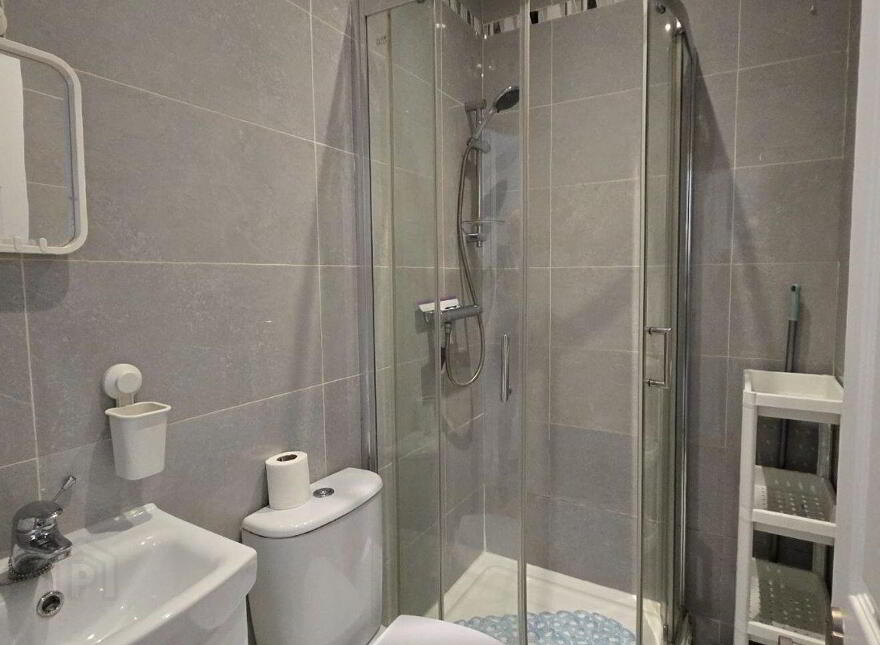 Shanowen Park, Santry, D09WA26