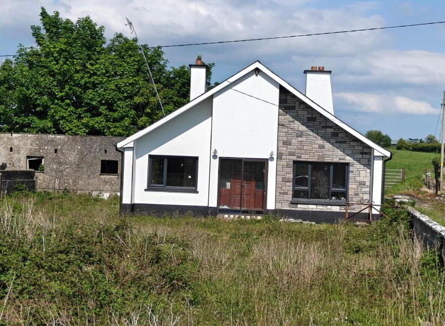 Monagormley, Glenamaddy, Glenamaddy, H53P206