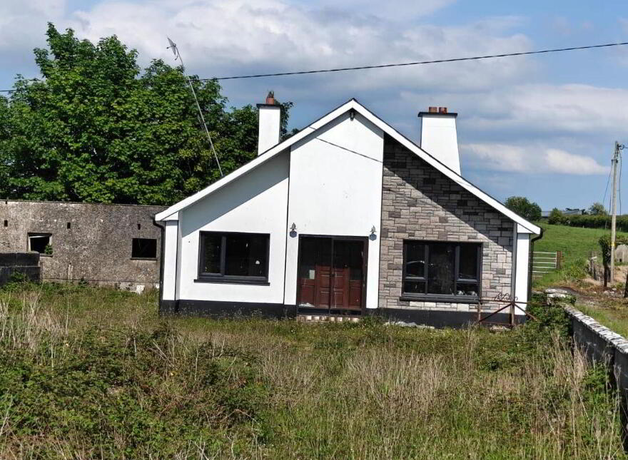 Monagormley, Glenamaddy, Glenamaddy, H53P206