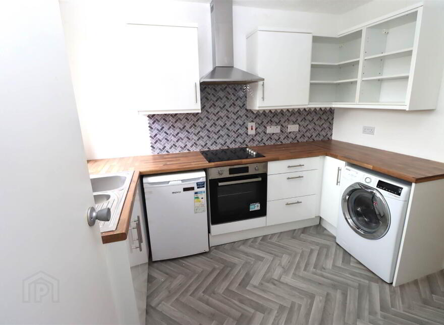 151 Mount Merrion Avenue, Belfast, BT6 0FN