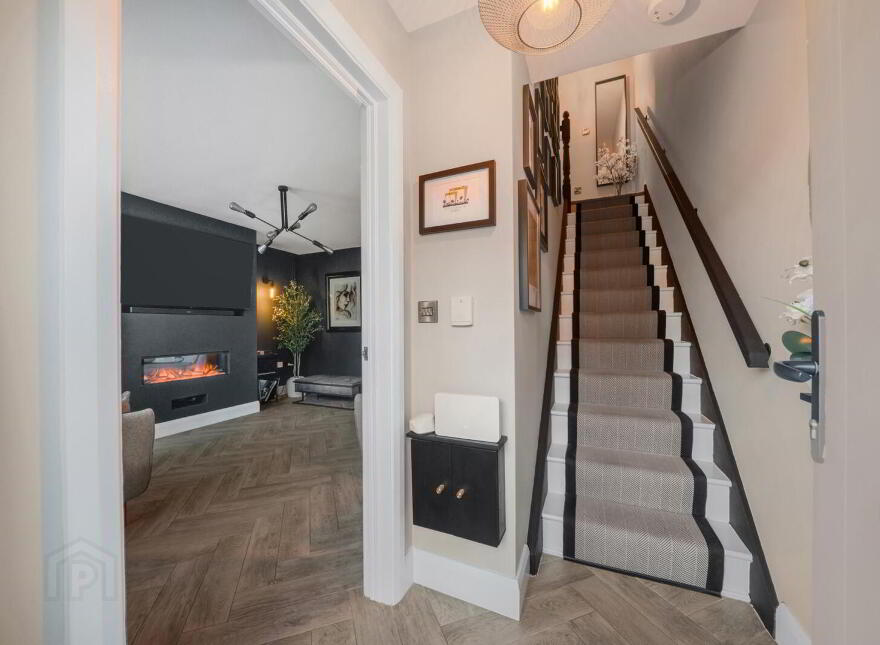 25 Lewis Park, Belfast, BT4 1FE