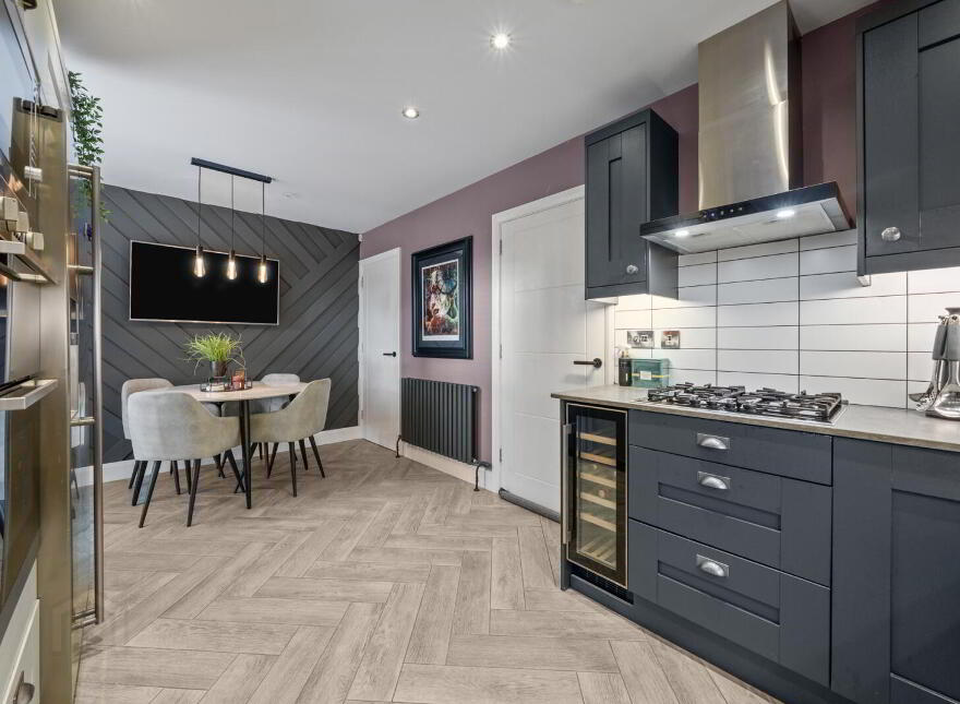 25 Lewis Park, Belfast, BT4 1FE
