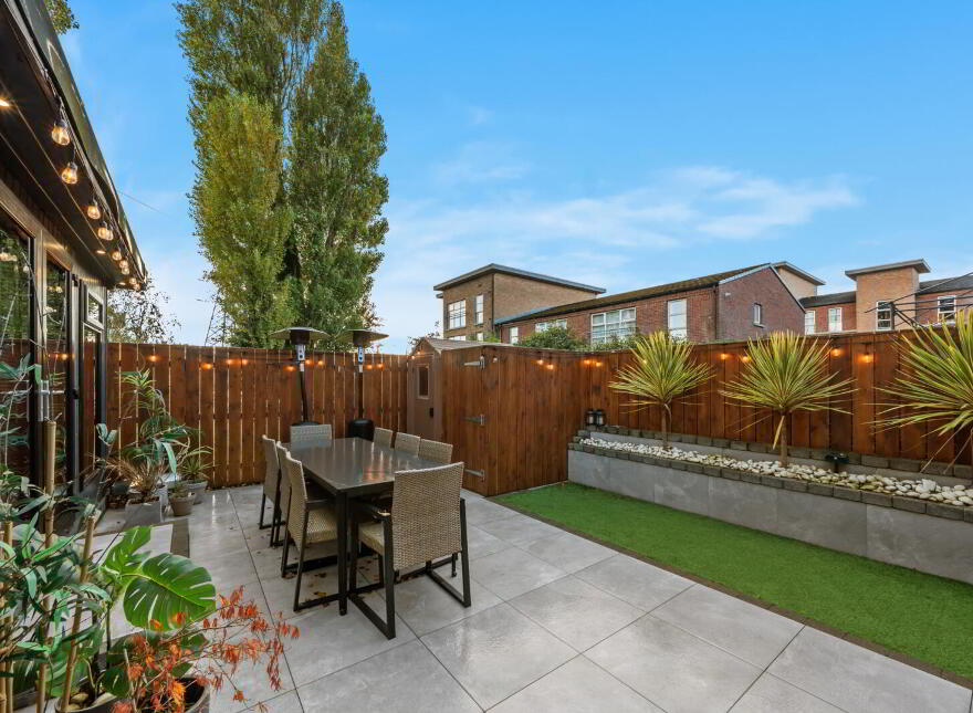 25 Lewis Park, Belfast, BT4 1FE