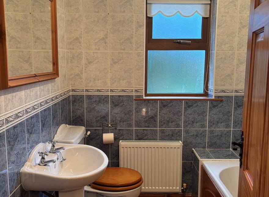 17 Dunluce Cottages, Bushmills, BT57 8AT