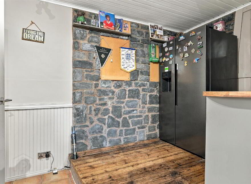 91 Carnmoney Road, Newtownabbey, BT36 6HT