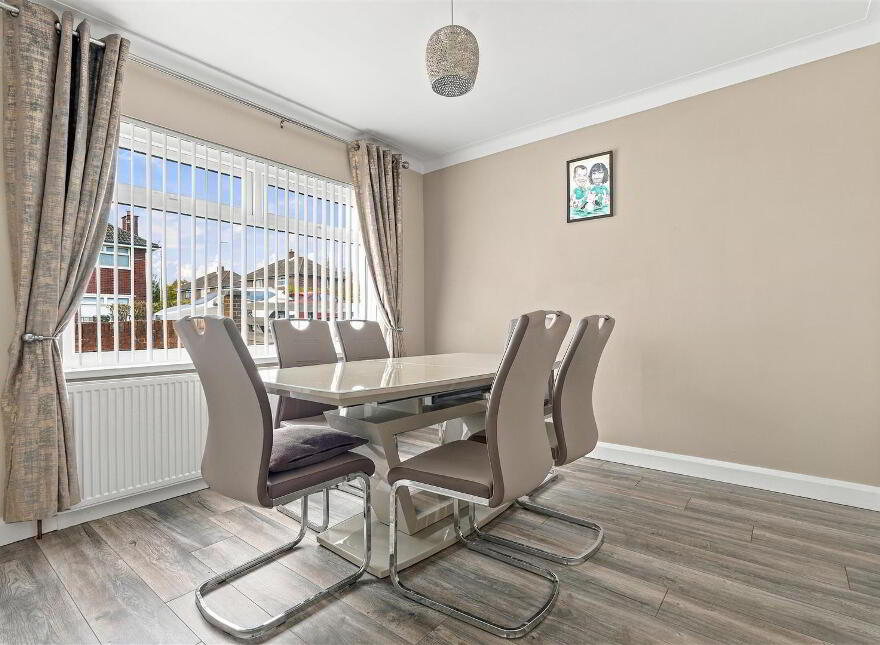 91 Carnmoney Road, Newtownabbey, BT36 6HT