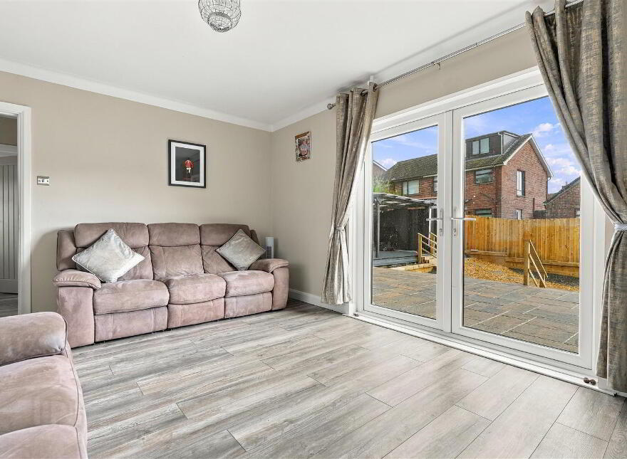 91 Carnmoney Road, Newtownabbey, BT36 6HT