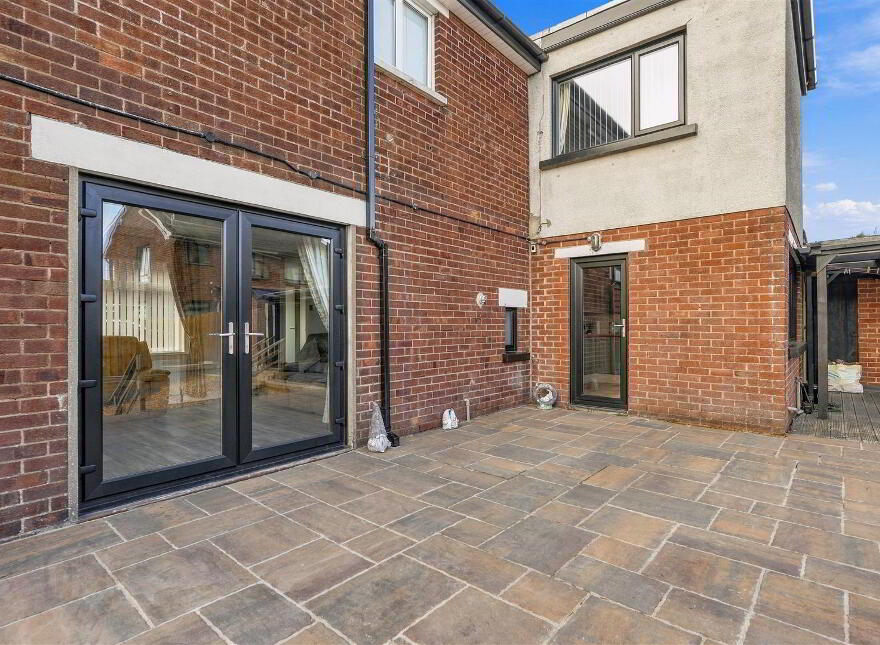 91 Carnmoney Road, Newtownabbey, BT36 6HT