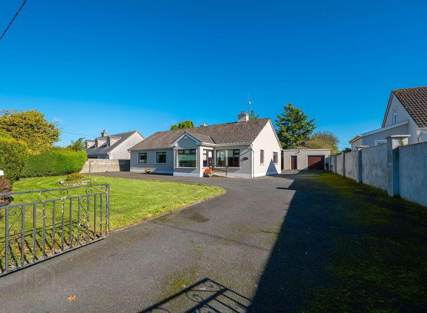 Cotswold, Moyne, E41N597