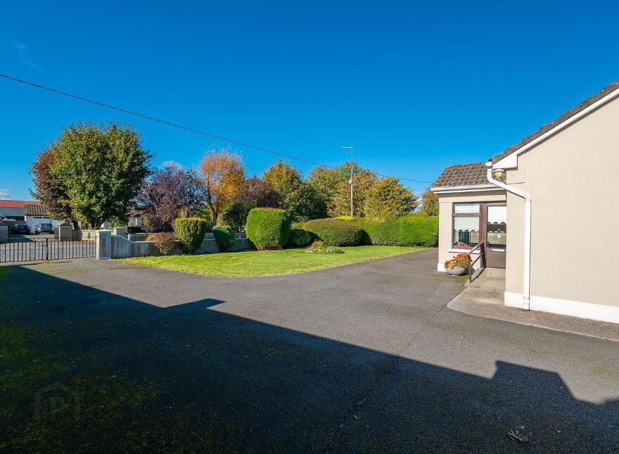 Cotswold, Moyne, E41N597