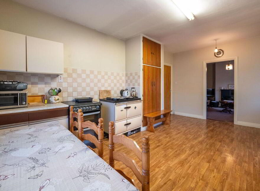 Cotswold, Moyne, E41N597