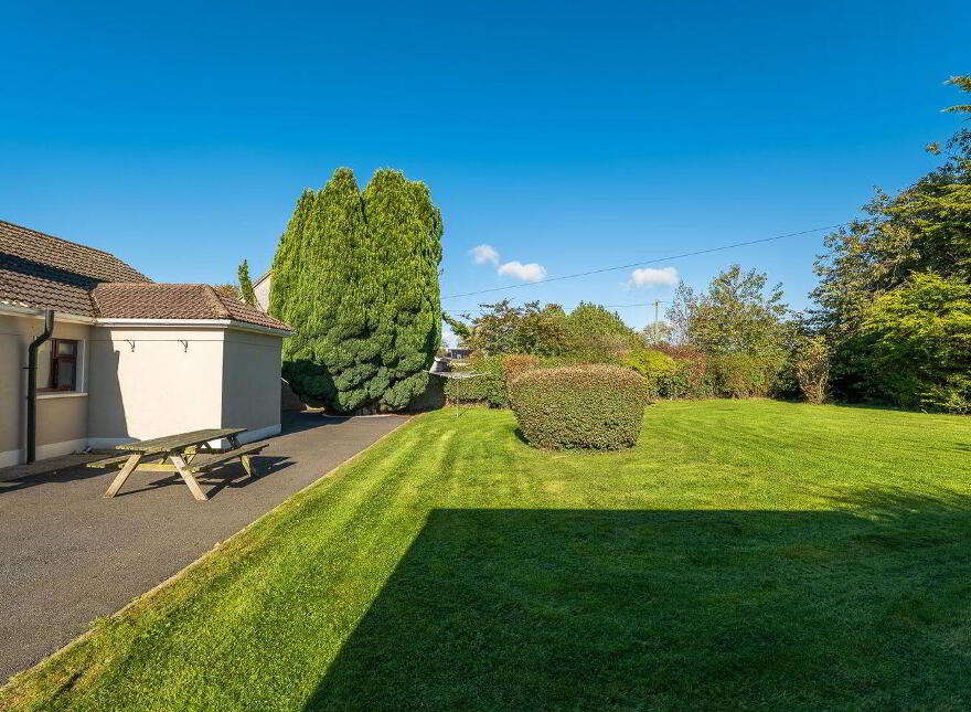 Cotswold, Moyne, E41N597