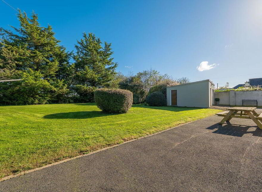 Cotswold, Moyne, E41N597