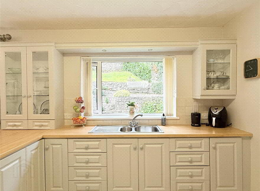 25 Grange Avenue, Magherafelt, BT45 5RP