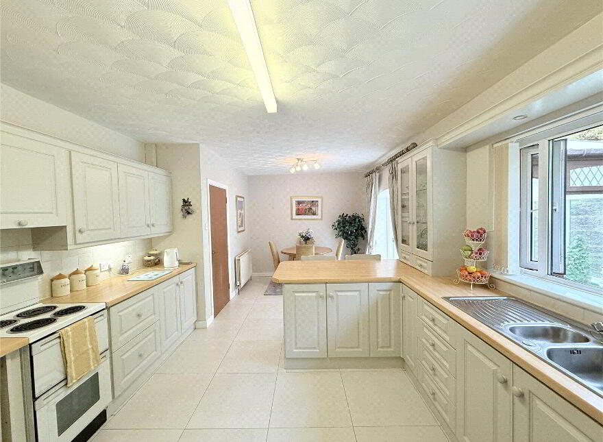 25 Grange Avenue, Magherafelt, BT45 5RP