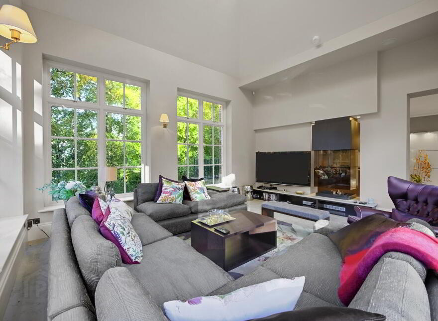 17A Glen Road, Craigavad, Holywood, BT18 0HB