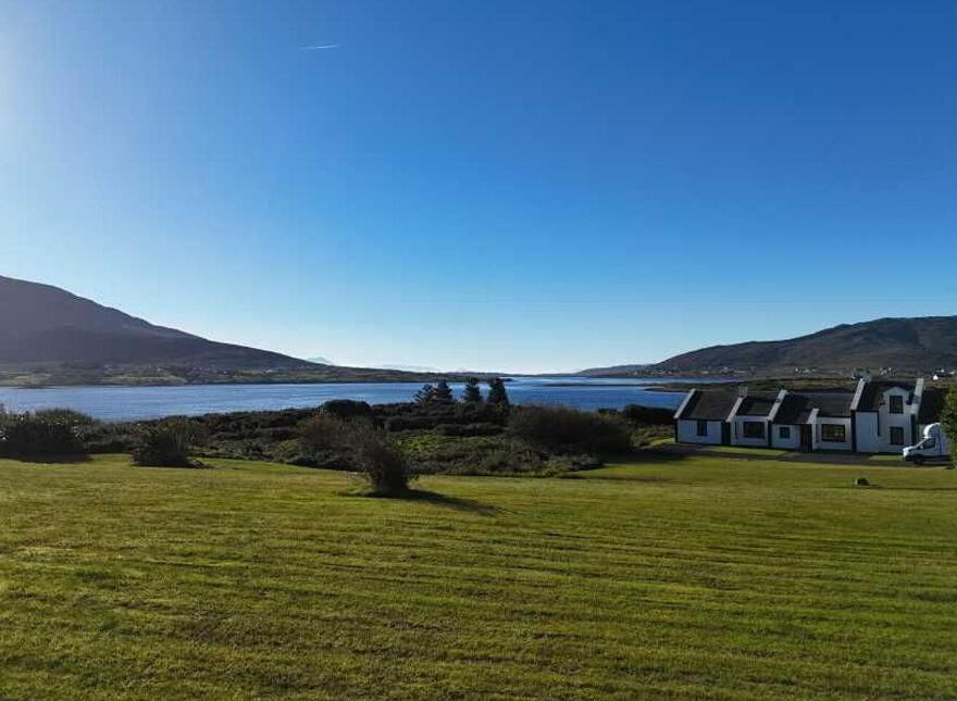 14 Bárr Na Farraige, Achill, Achill, F28FP11