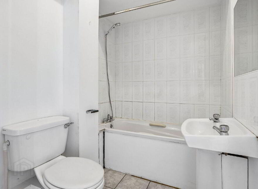 Apartment 4 2 Henrietta Street, Dublin 1, D01V065