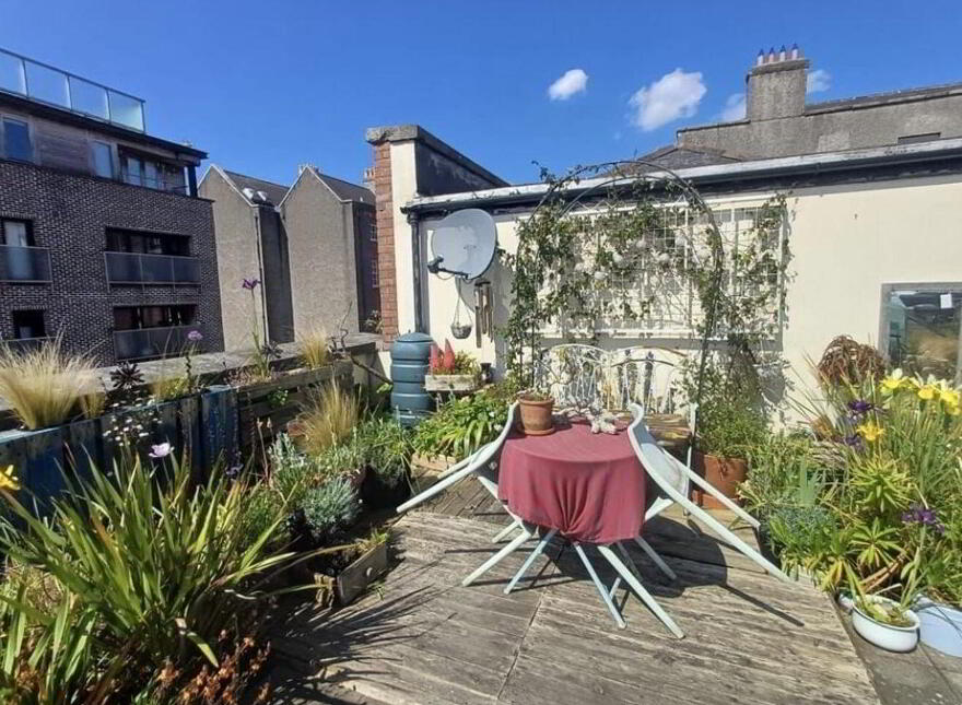 Apartment 4 2 Henrietta Street, Dublin 1, D01V065
